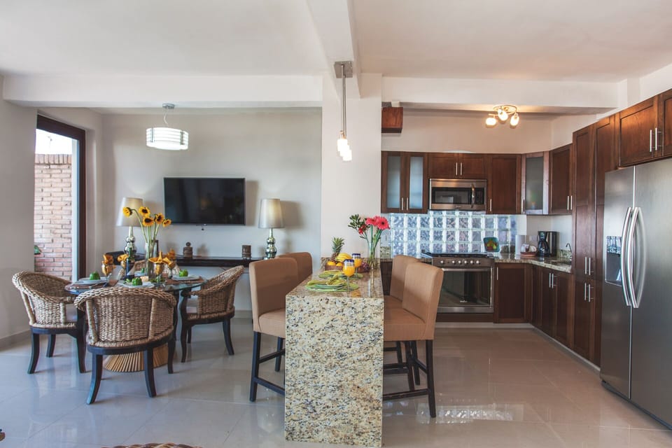Kitchen / dining