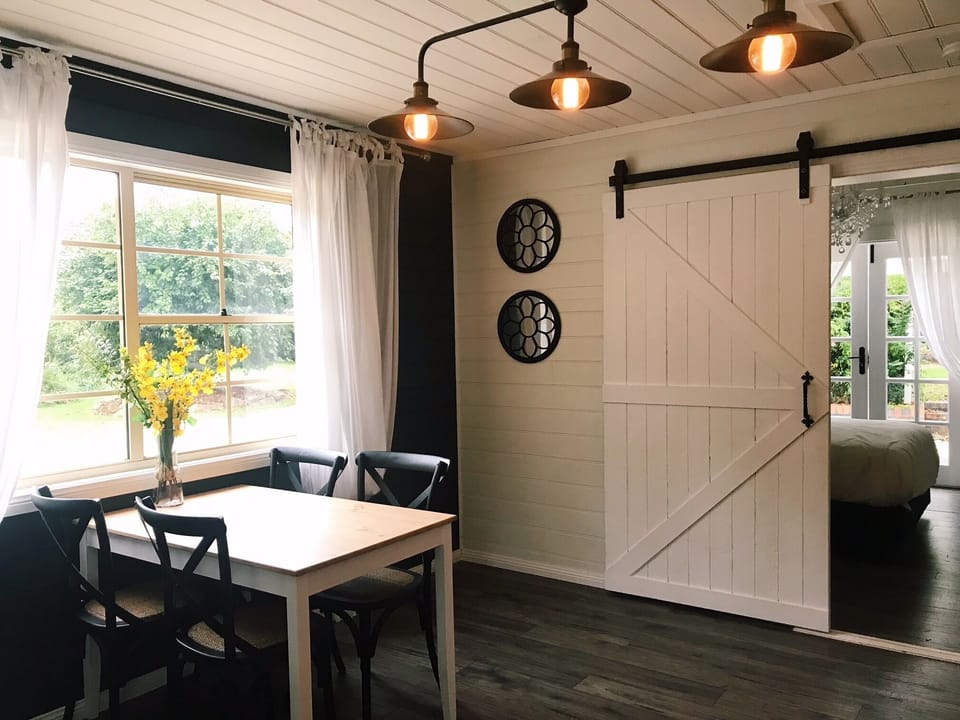 Country Charm Studio