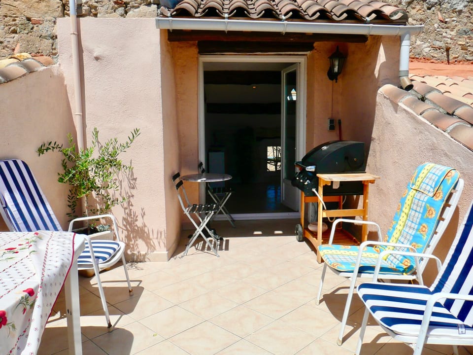 Sun terrace with BBQ