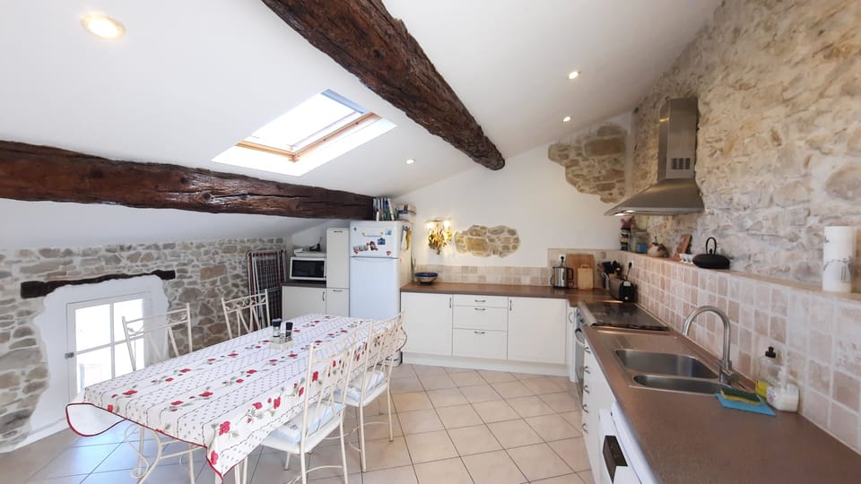 Large kitchen with all ammenities