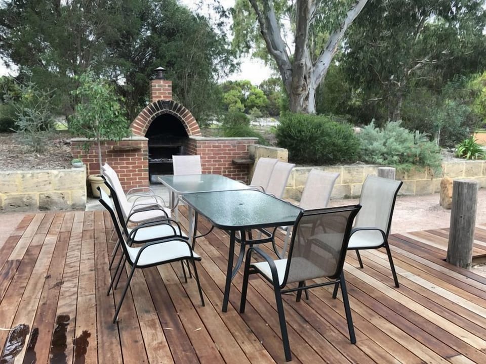 outside area 