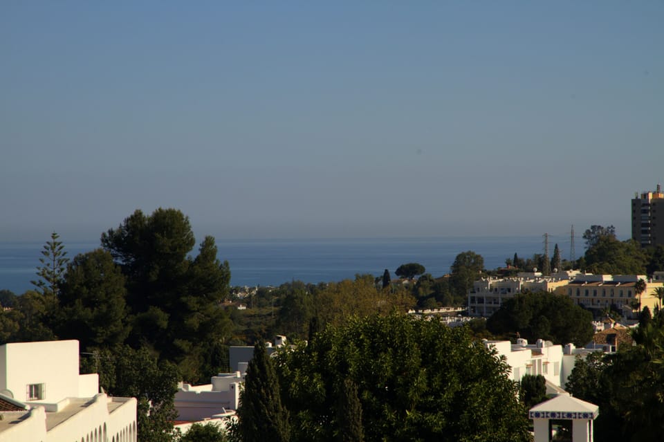 Aloha Pueblo apartment close to Puerto Banus