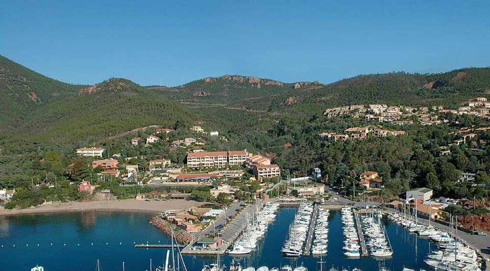 view ensemble port Figuerette