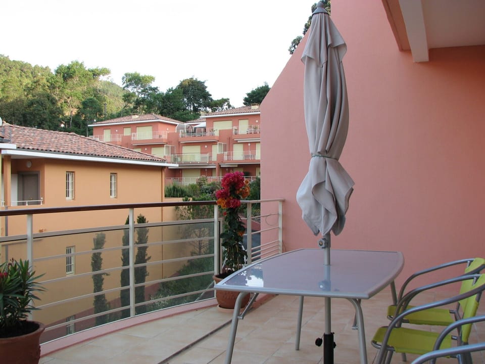 Terrase in the morning