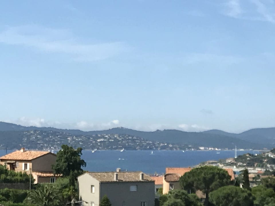 Beach/ocean view
