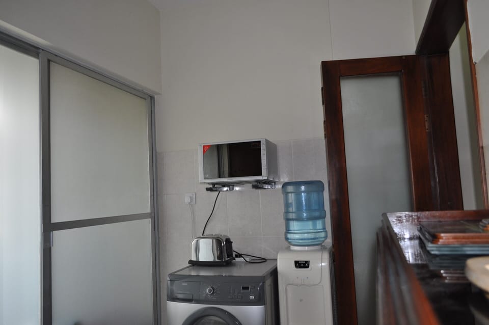 Kitchen side view