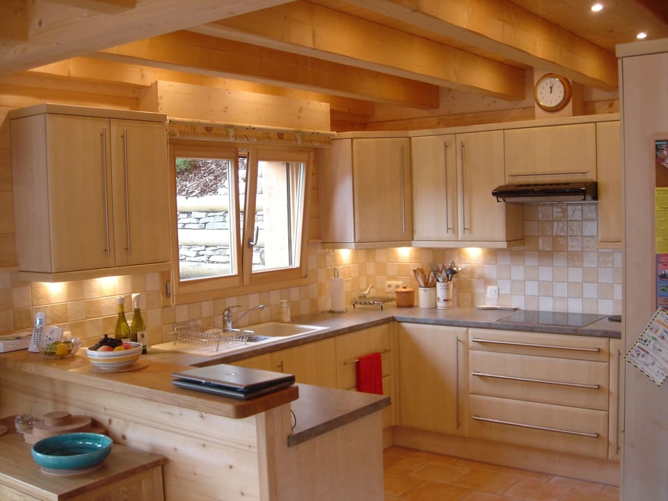 Kitchen on middle floor
