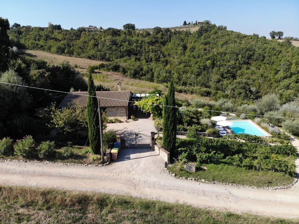 Glorious views across the unchanging Umbrian landscape