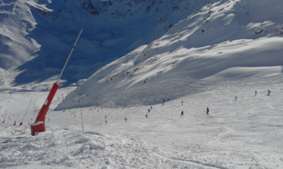 Snow and ski sports