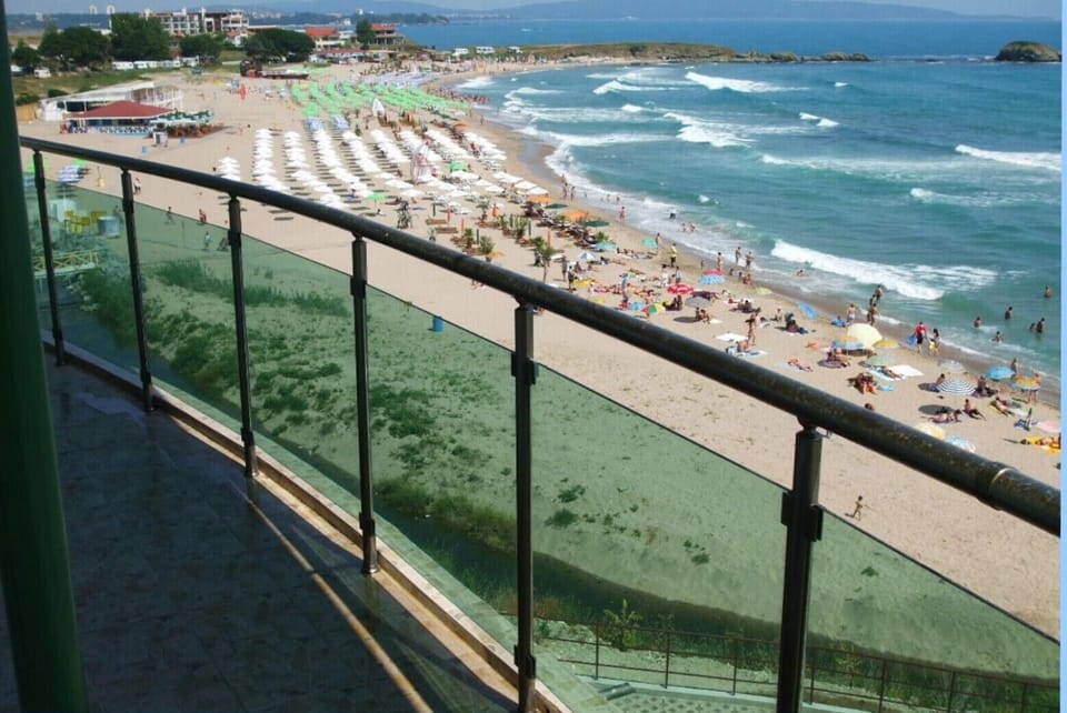 You will be in the  best location in Lozenetz