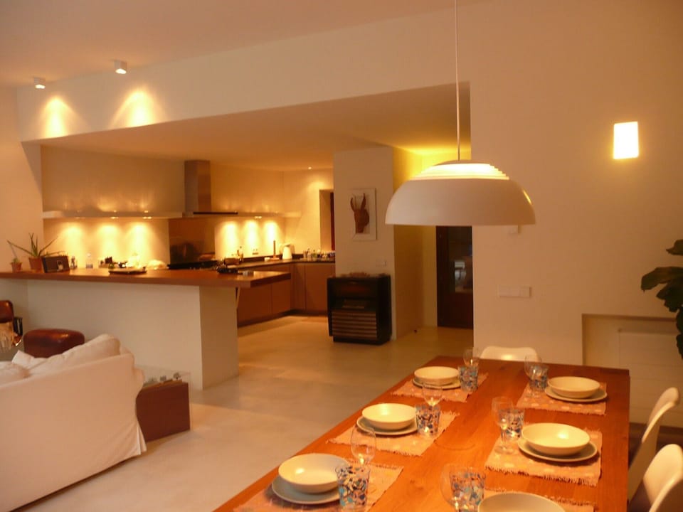 Dining room by night