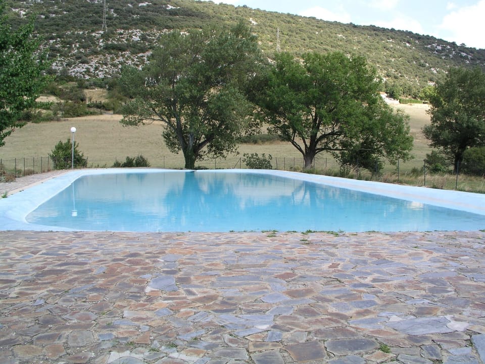 Local Fosse swimming pool