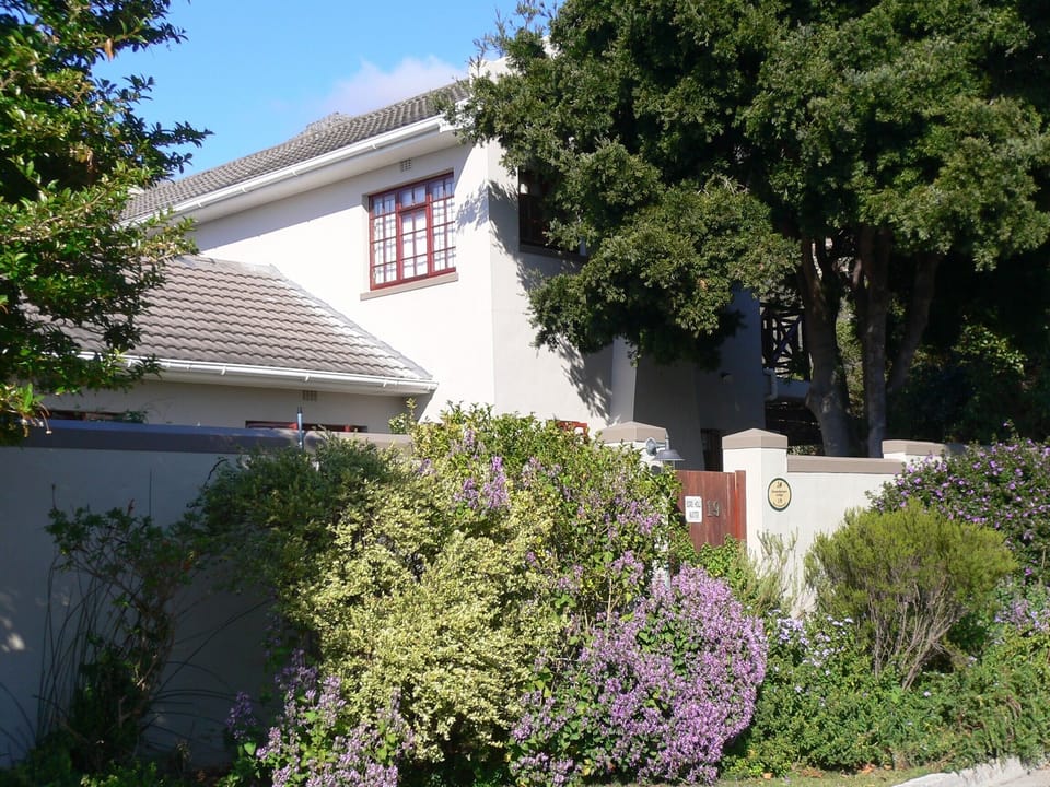 Greenkeeper Lodge