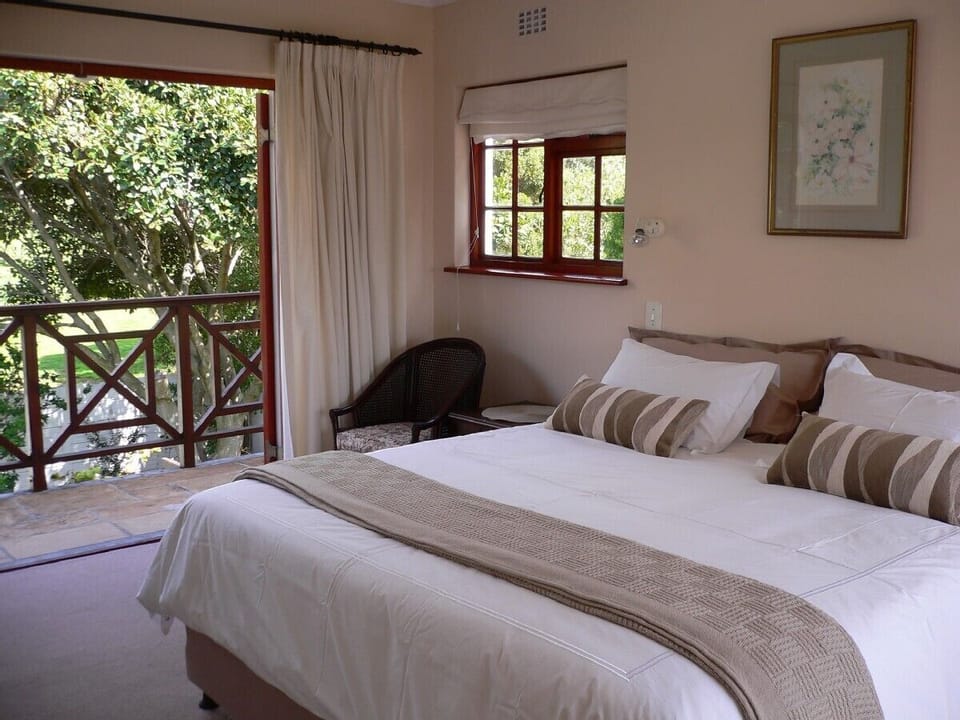 Spacious bedroom