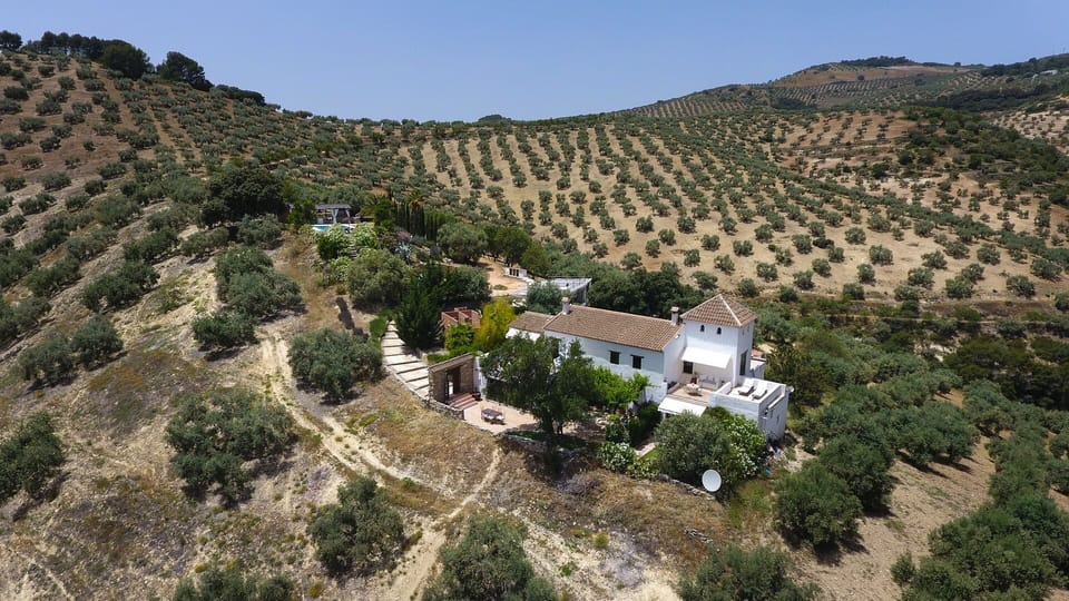 Come and stay with us at Cortijo-Bujio.com