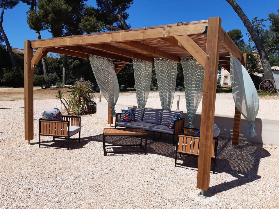 pergola