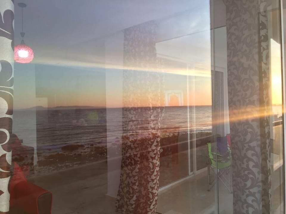 Beautiful apartment: feet on the water Apartment in Tangier-Tétouan-Al Hoceima