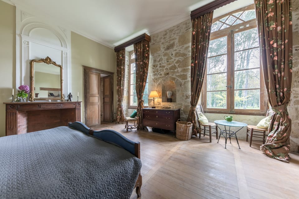 Room Pruneau