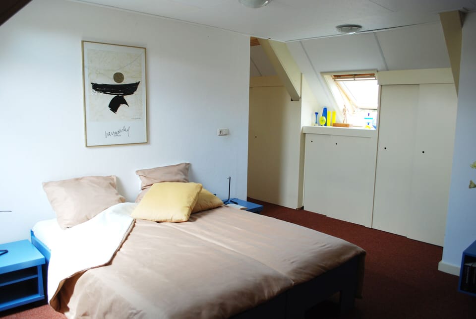 Large bedroom, with double bed