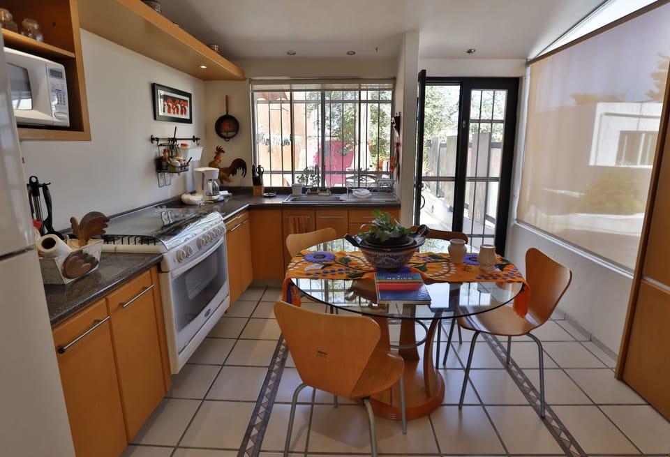 Fully equipped kitchen