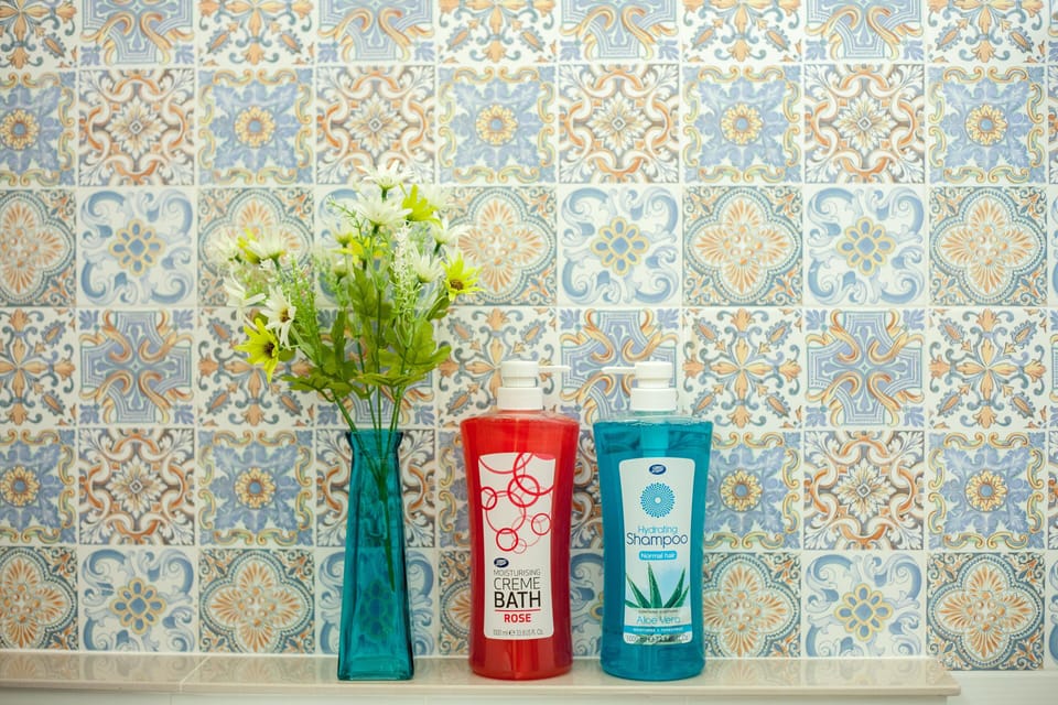 Bathroom amenities