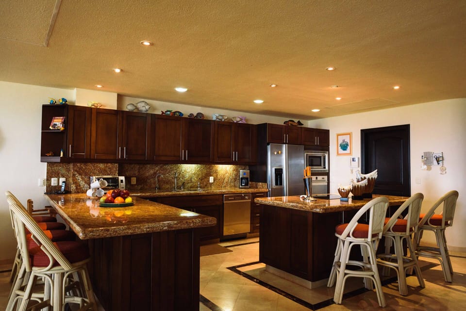 Fully equipped kitchen