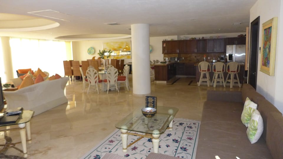 Living / Dining Room and Kitchen view