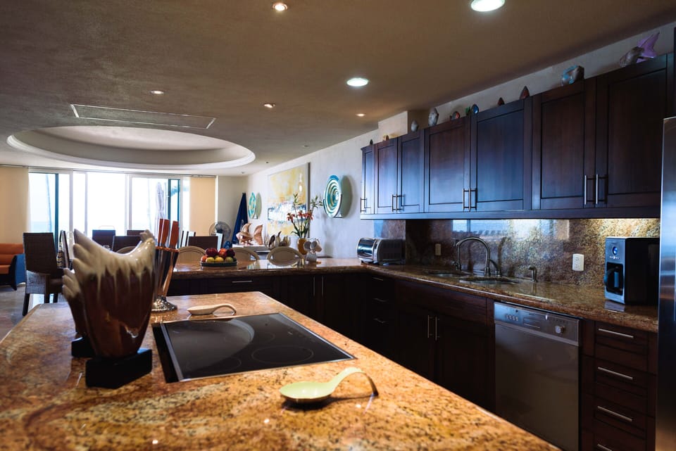 Partial view of the kitchen