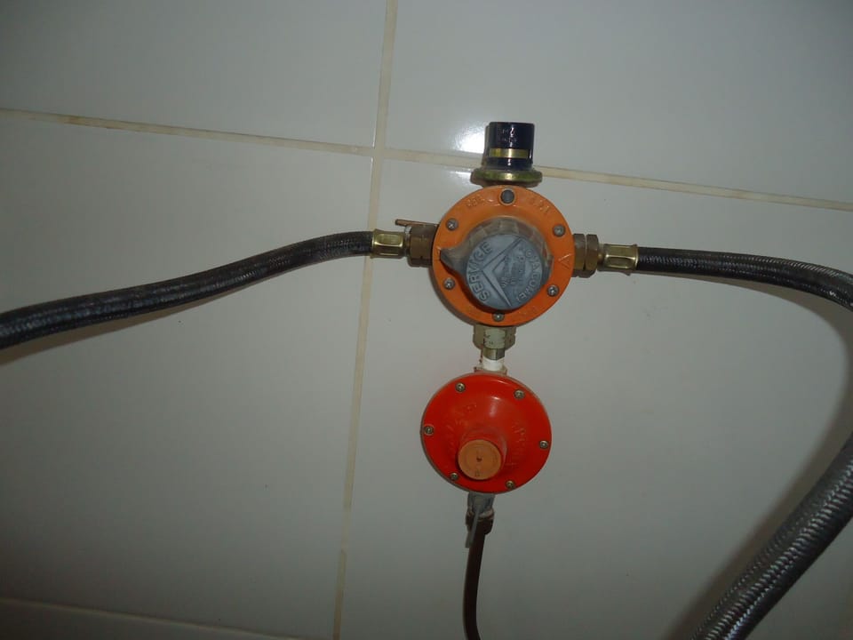 The gas regulator which should ensure gas never stops unexpectedly. 