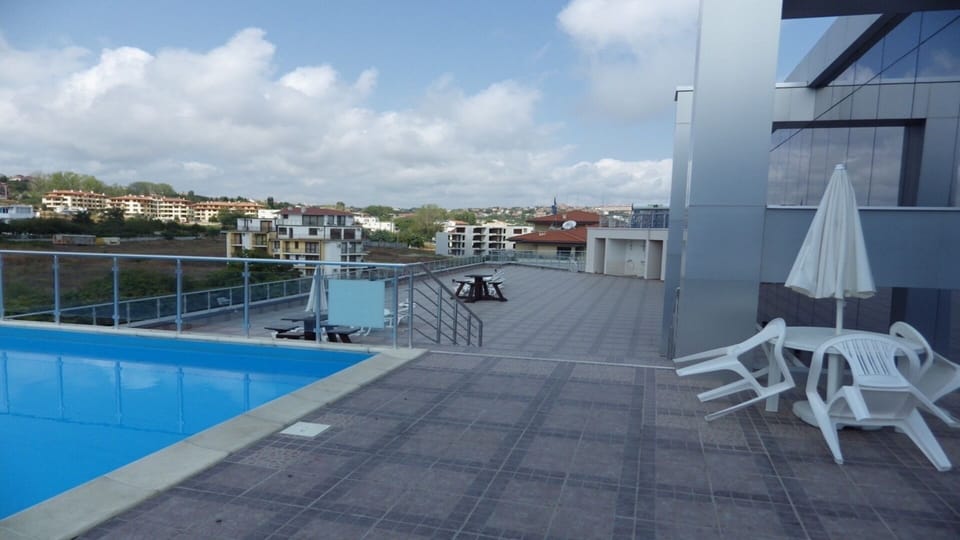 Pool on the roof