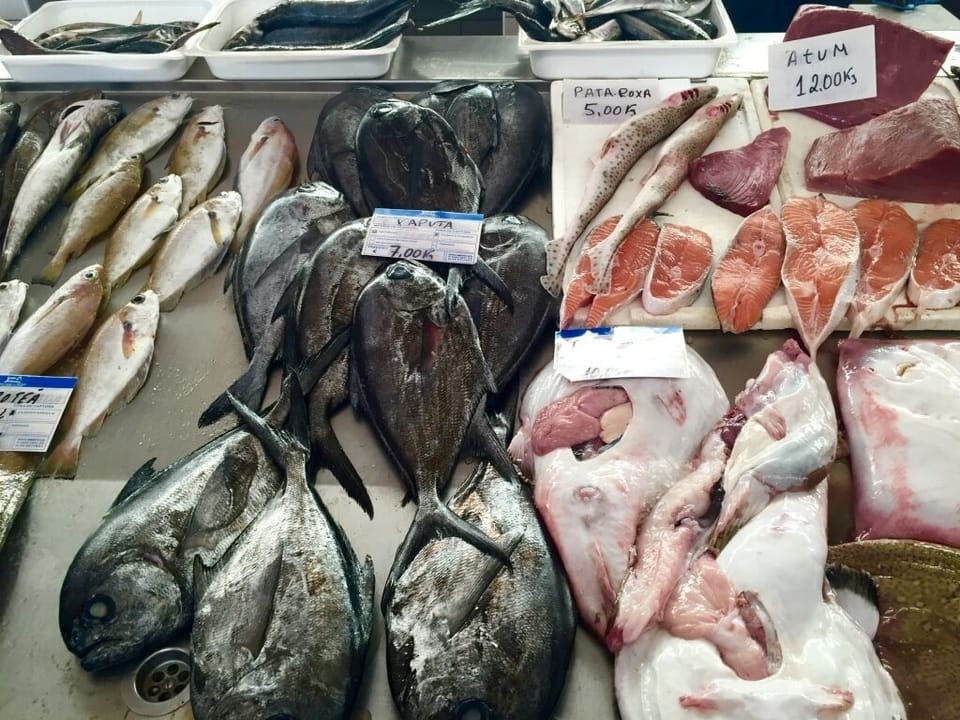 Market fresh fish