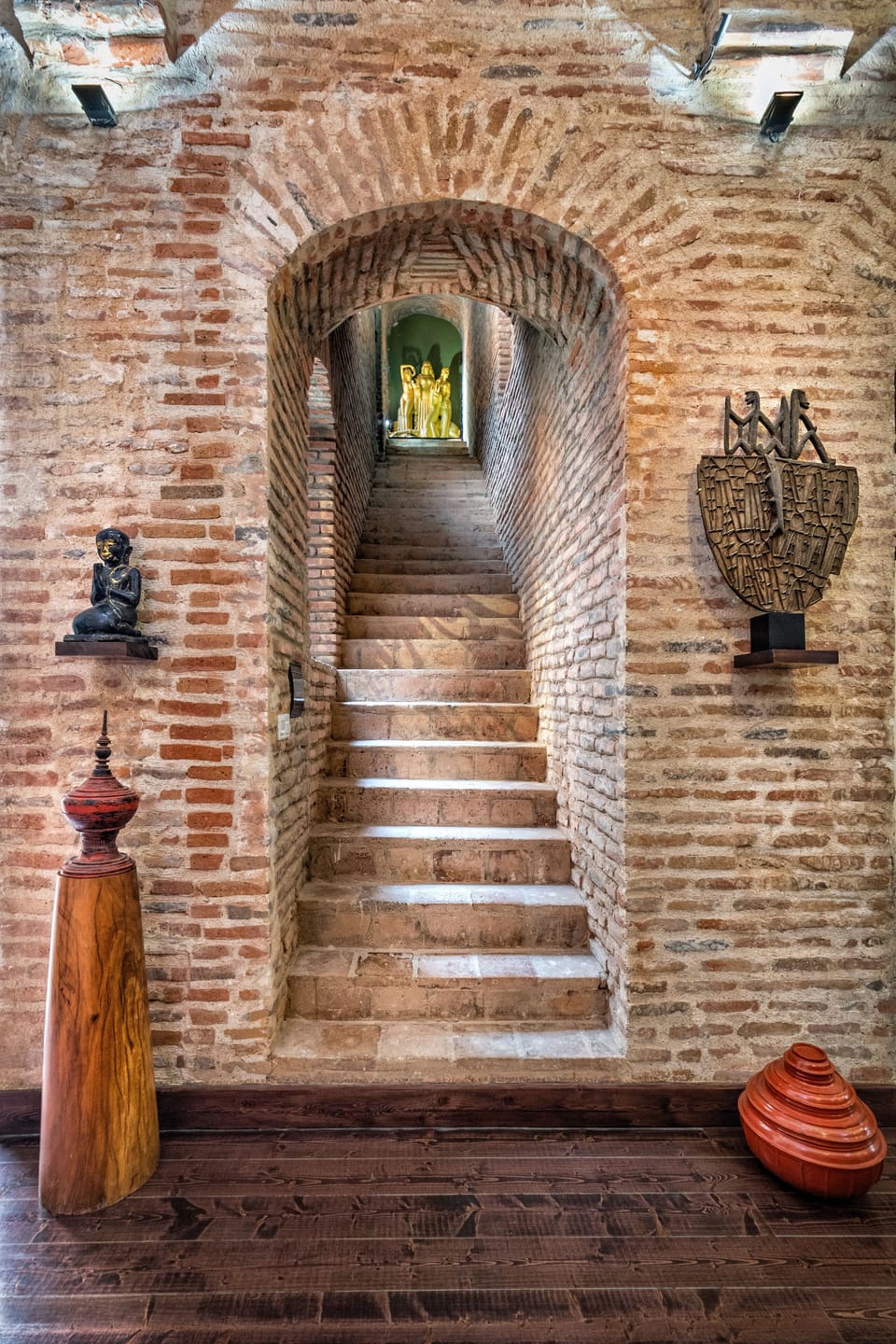 Castle in Old Town, main corridor