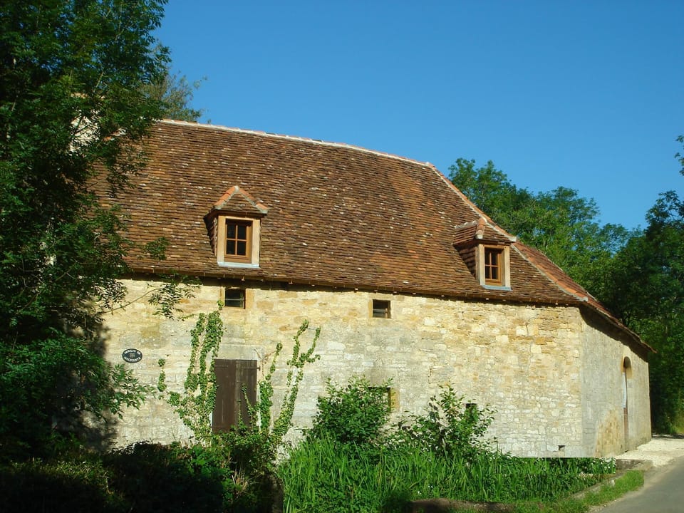 exterior of barn
