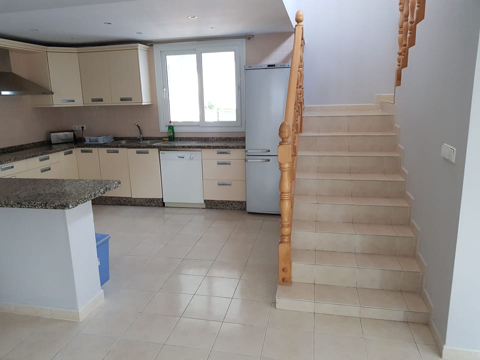 kitchen and stairs to 1est floor 