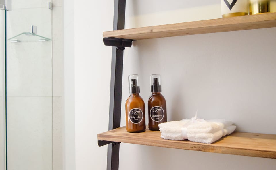 Bathroom amenities