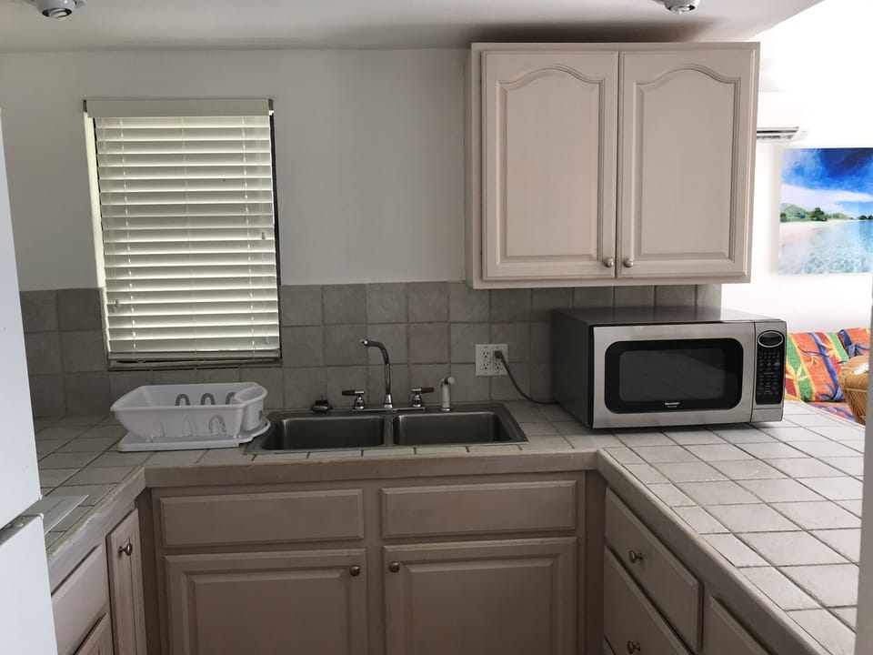 Villa 437 kitchen area