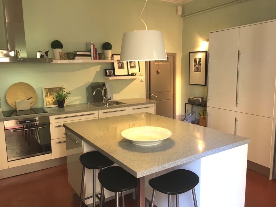 The kitchen: 