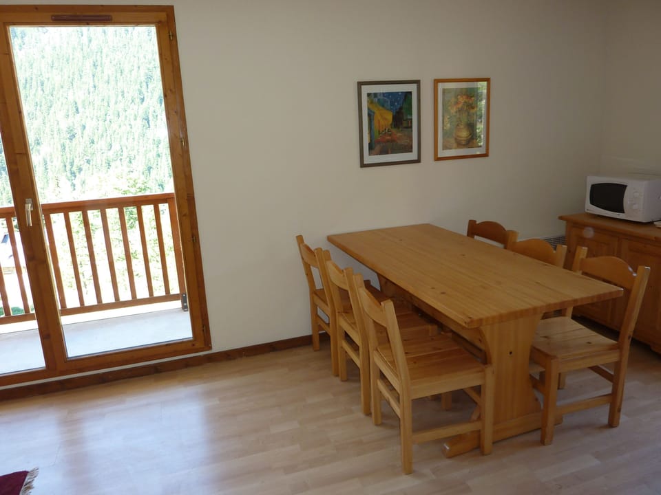 Access to large balcony from lounge