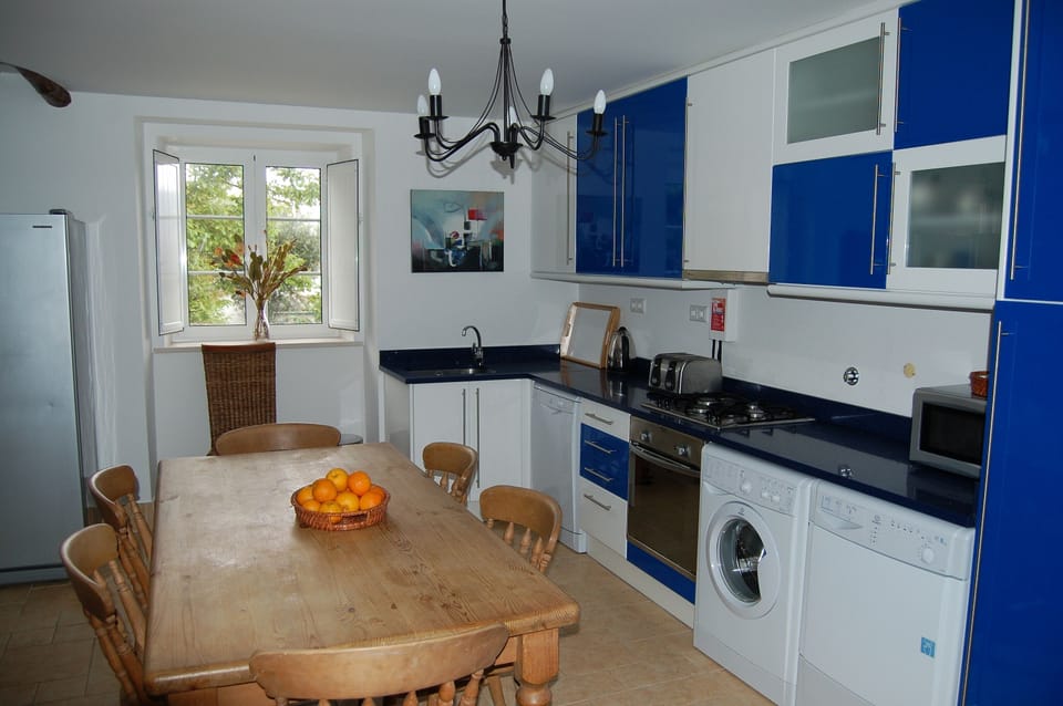 Kitchen/Dining room apartment 5.