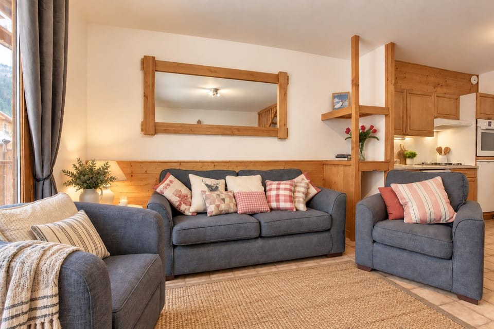 Telemark Two. Perfect location in the centre of town. Apartment in Montriond