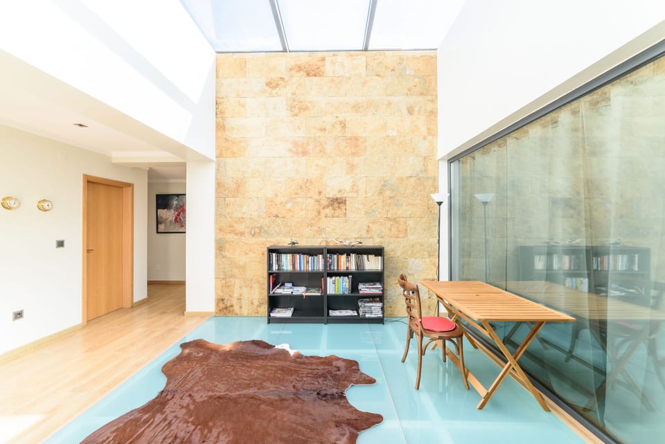 Reading area