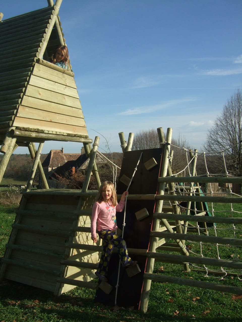 Play area
