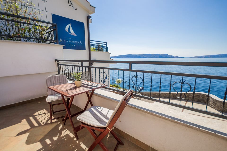 Sea view from alconyb