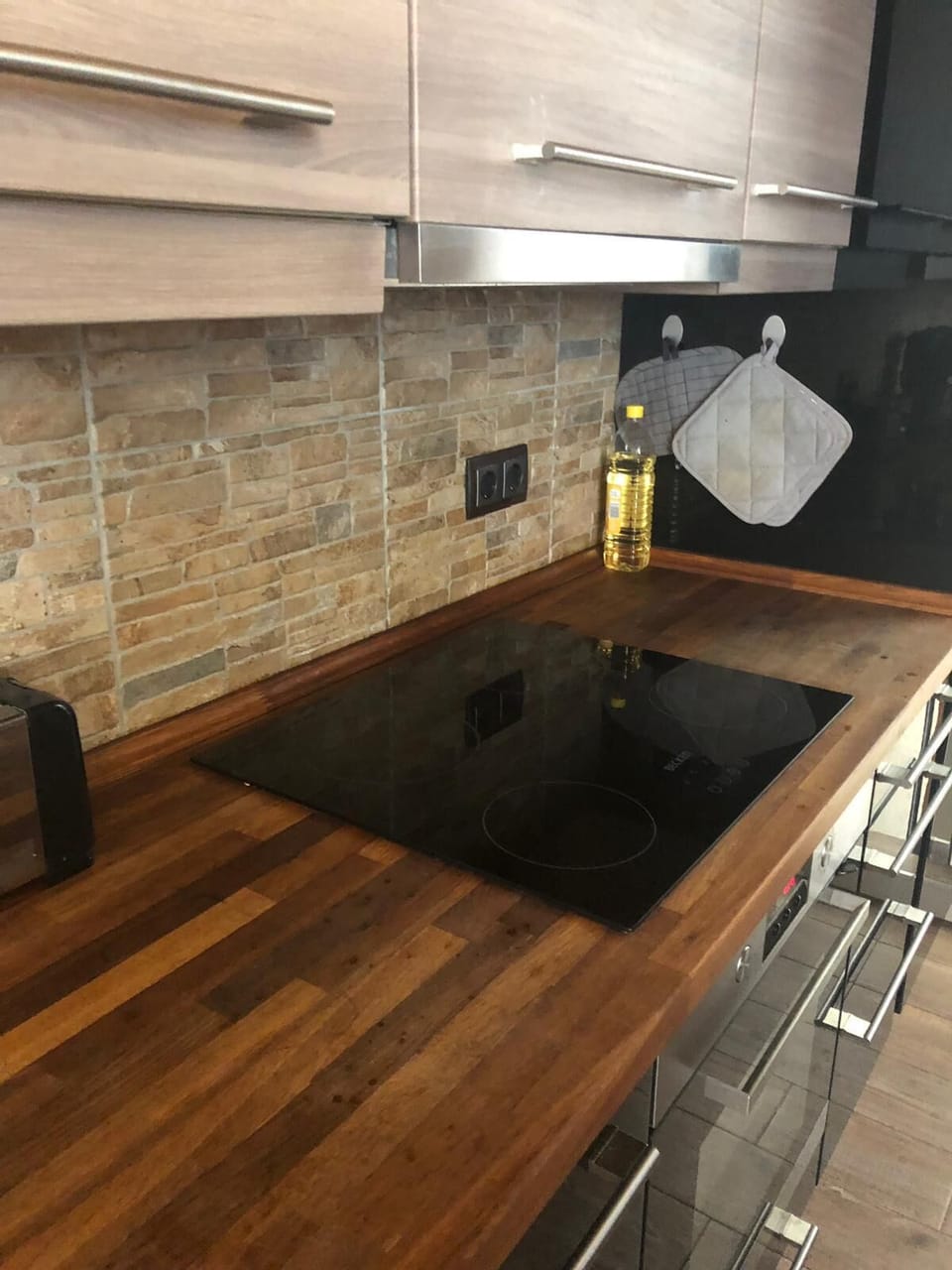 Kitchen counter induction 