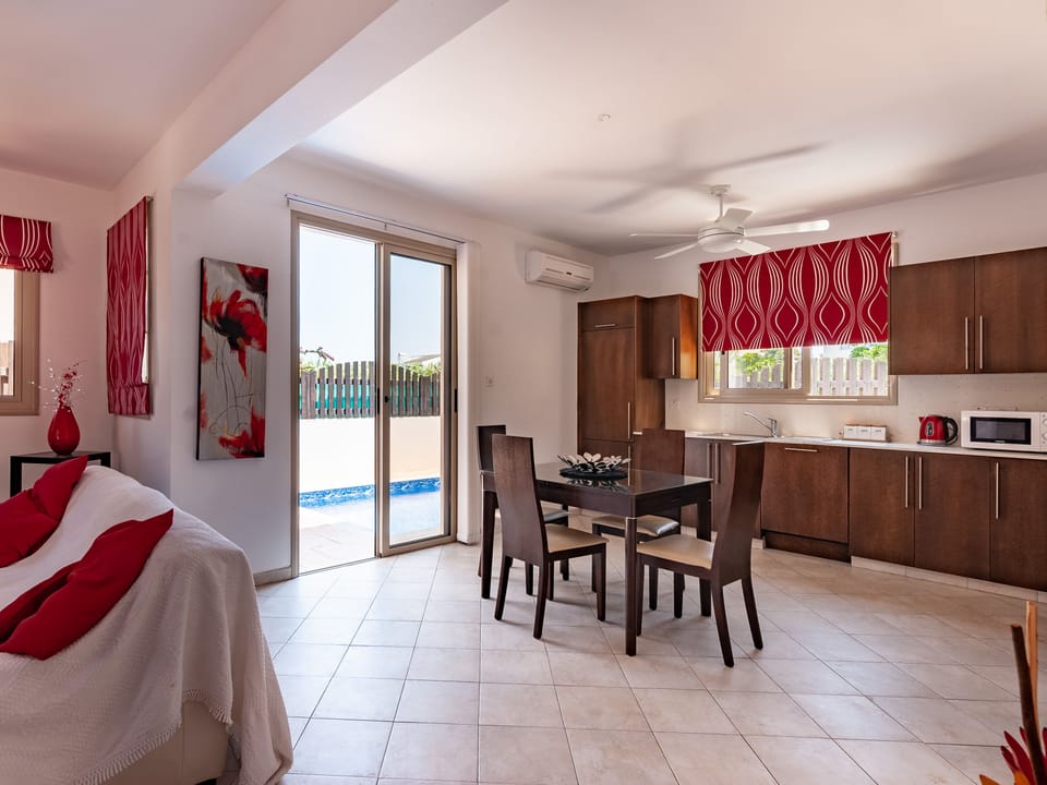 Spacious kitchen