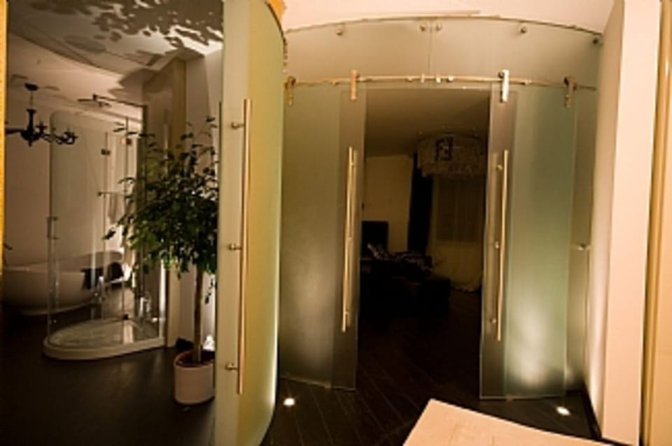 Bathroom 4