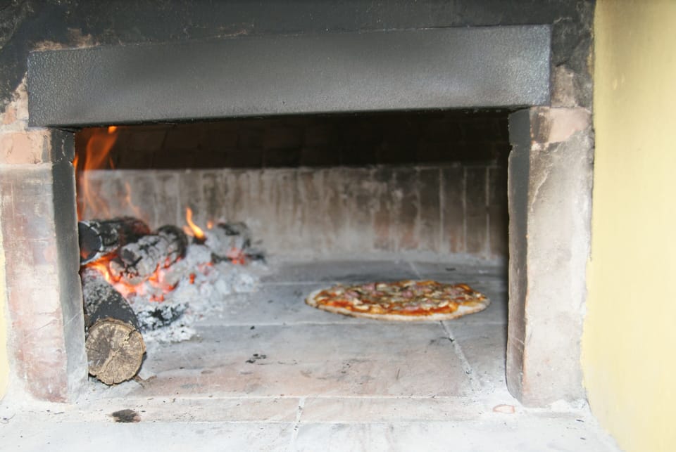 authentic pizza oven