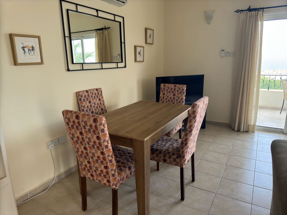 The dining area.