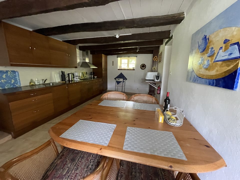 Grand Pessel Kitchen Dining 