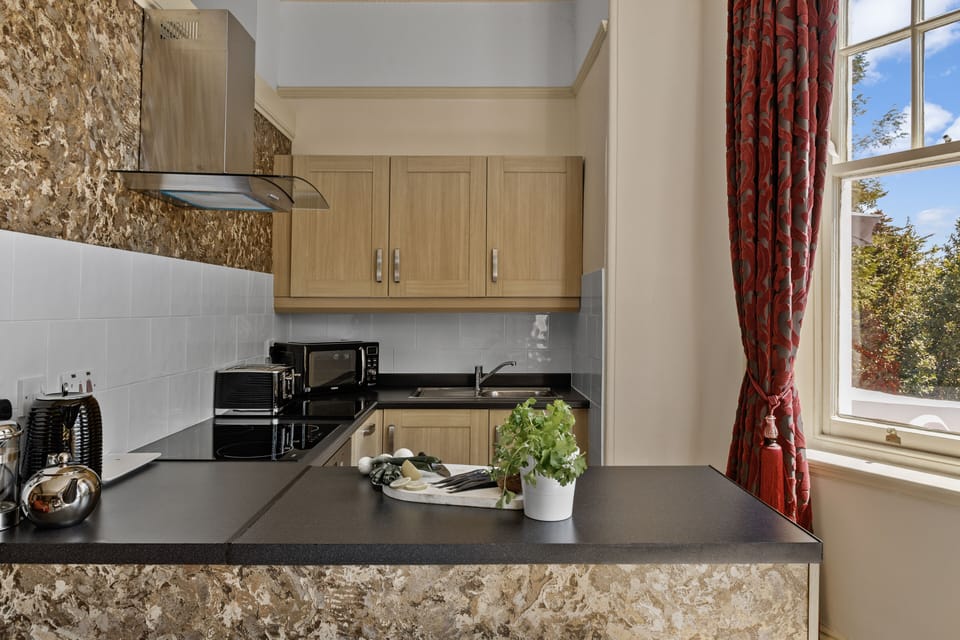 Vomero apartment fully equipped home from home kitchen
